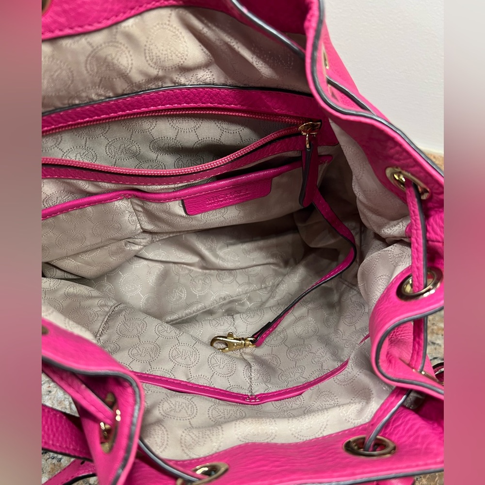 Michael Kors Pink Leather Shoulder Bag - Picture 13 of 13